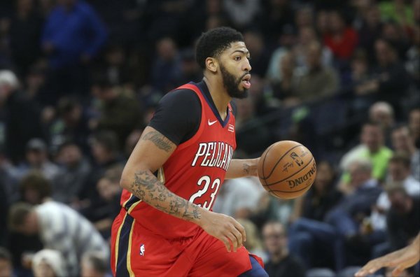 优配配件助手 6年了还是给出去了！鹈鹕双向球员将穿23号 上一个穿的是浓眉